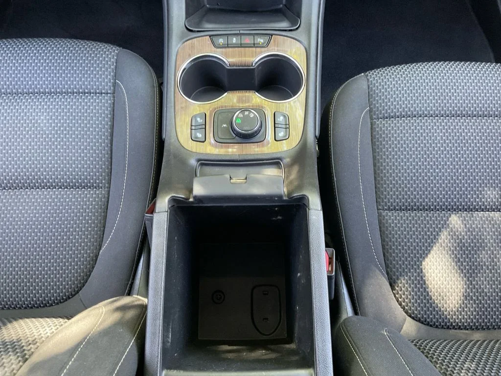 Used 2023 Red GMC SLE image 11
