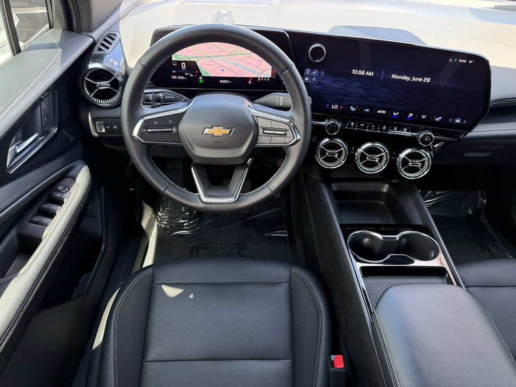 Used 2024 Summit White Chevrolet LT image 21