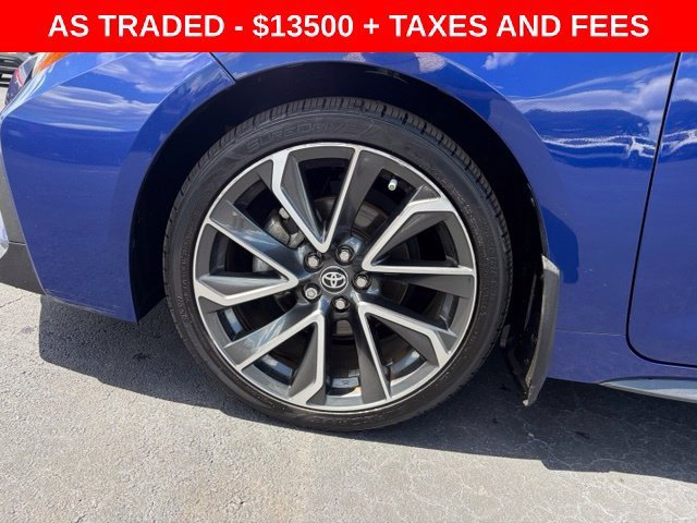 Used 2020 Blue Toyota SE image 9