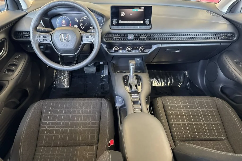 Certified Used 2025 Modern Steel Metallic Honda LX image 55