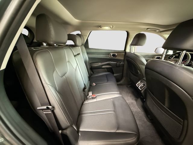 Used 2023  Kia X-Line S image 28