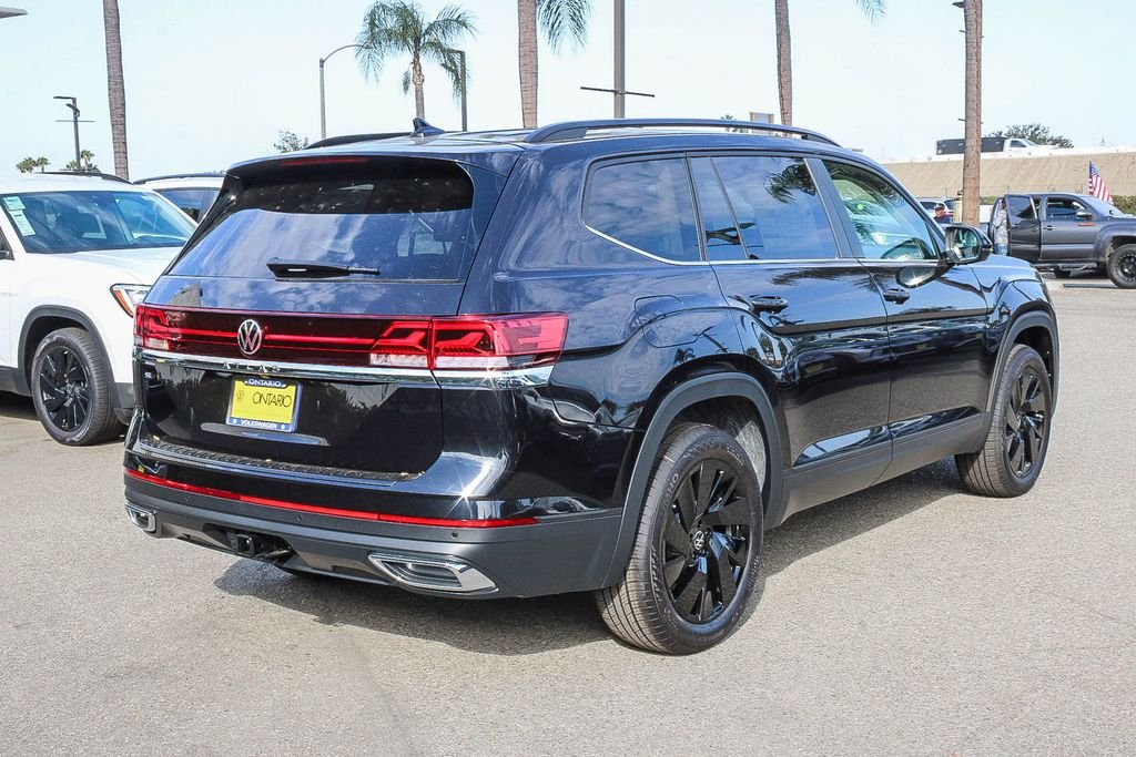 New 2026 Black Volkswagen SE w/Technology image 8