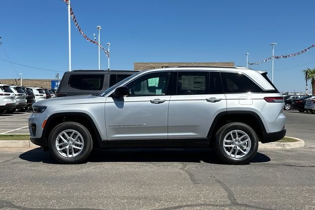 2025 Jeep Grand Cherokee Laredo - Photo 10