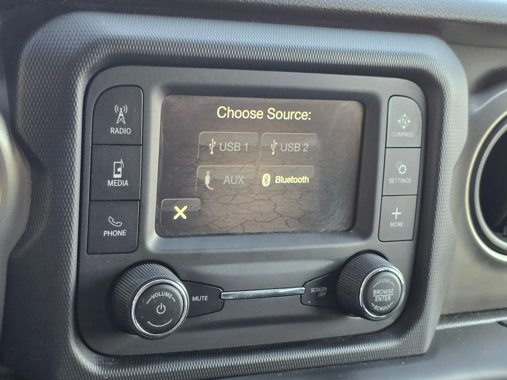 Used 2018 Gray Jeep Unlimited Sport S image 39
