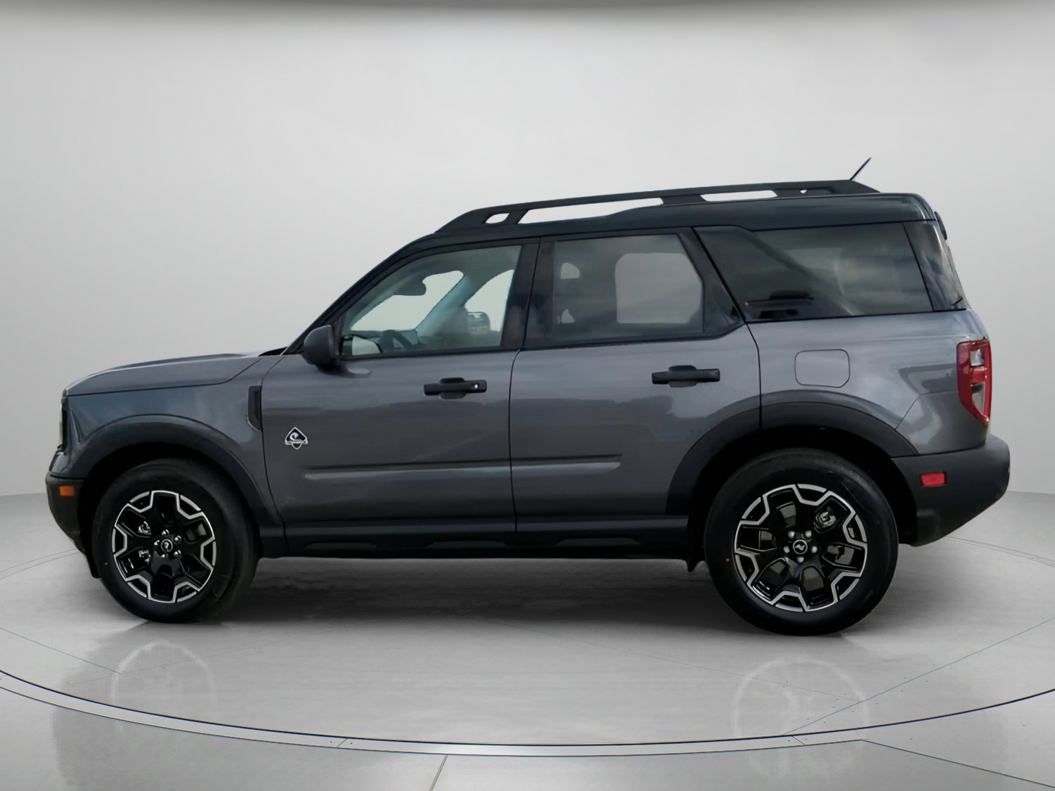 New 2026 Carbonized Gray Metallic Ford Outer Banks® image 14