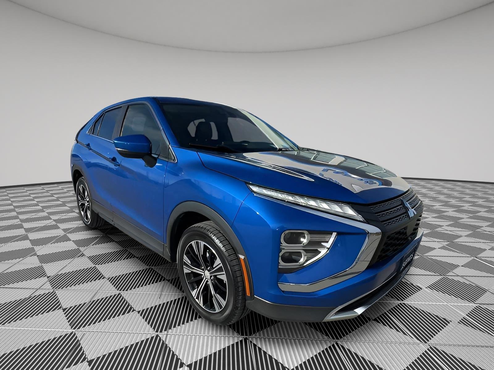 Used 2022 Mitsubishi Eclipse Cross SE with VIN JA4ATWAA6NZ003956 for sale in Kansas City