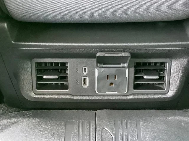 2025 GMC Sierra 1500 SLE - Photo 21