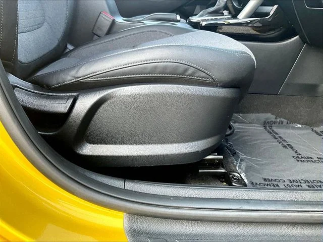Used 2022 Yellow Kia S image 34