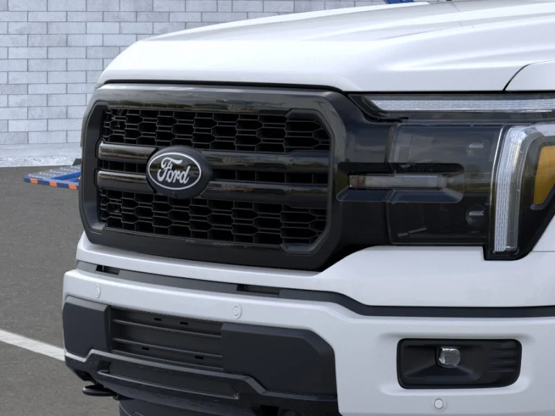 New 2026 Star White Metallic Tri-Coat Ford Lariat® image 17