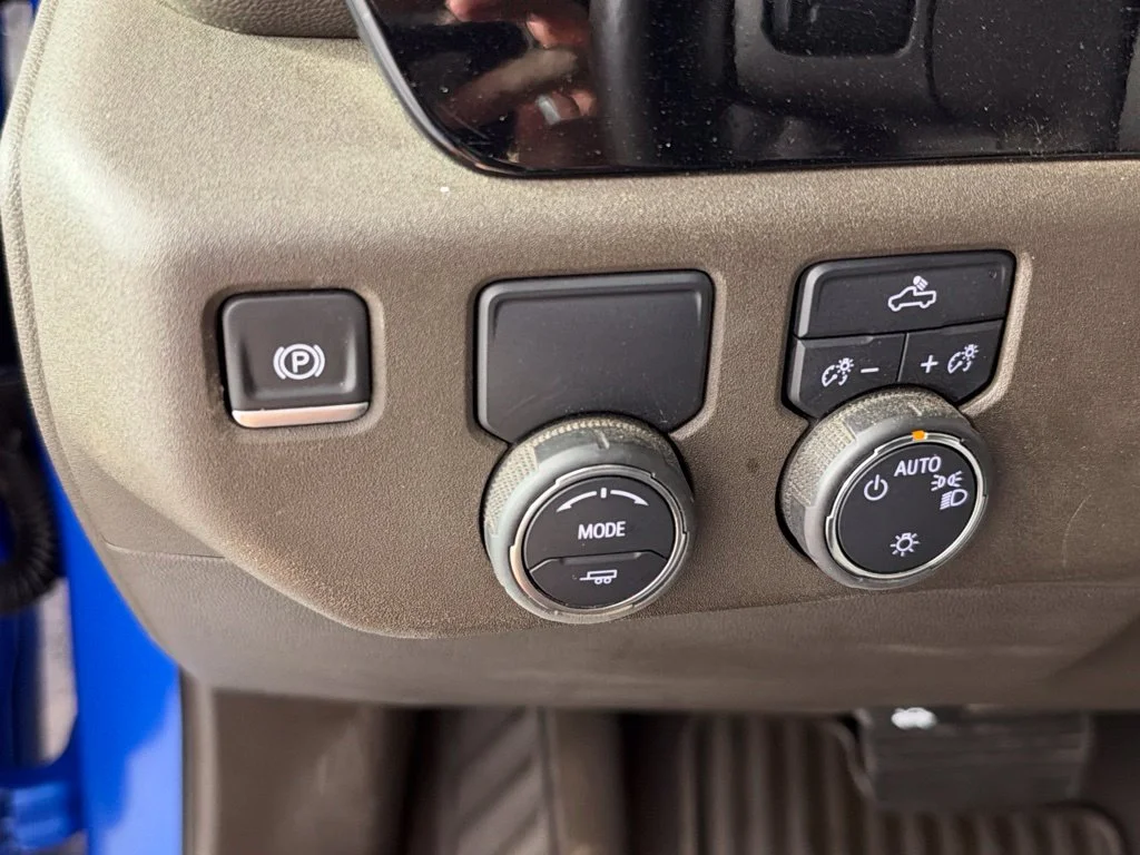 Used 2025 Blue Chevrolet LT image 32