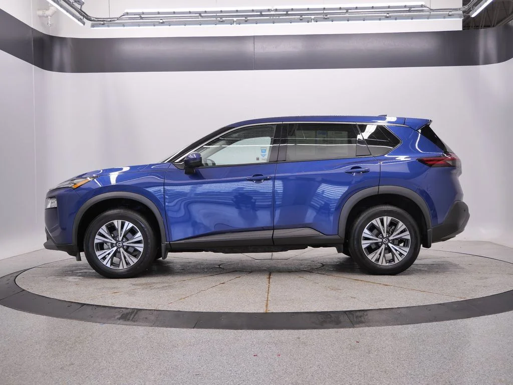 Used 2021 Nissan Rogue SV with VIN 5N1AT3BBXMC722944 for sale in Coon Rapids, Minnesota