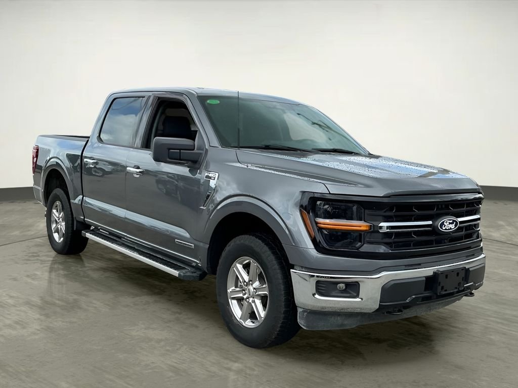 Used 2025 Gray Ford XLT image 9