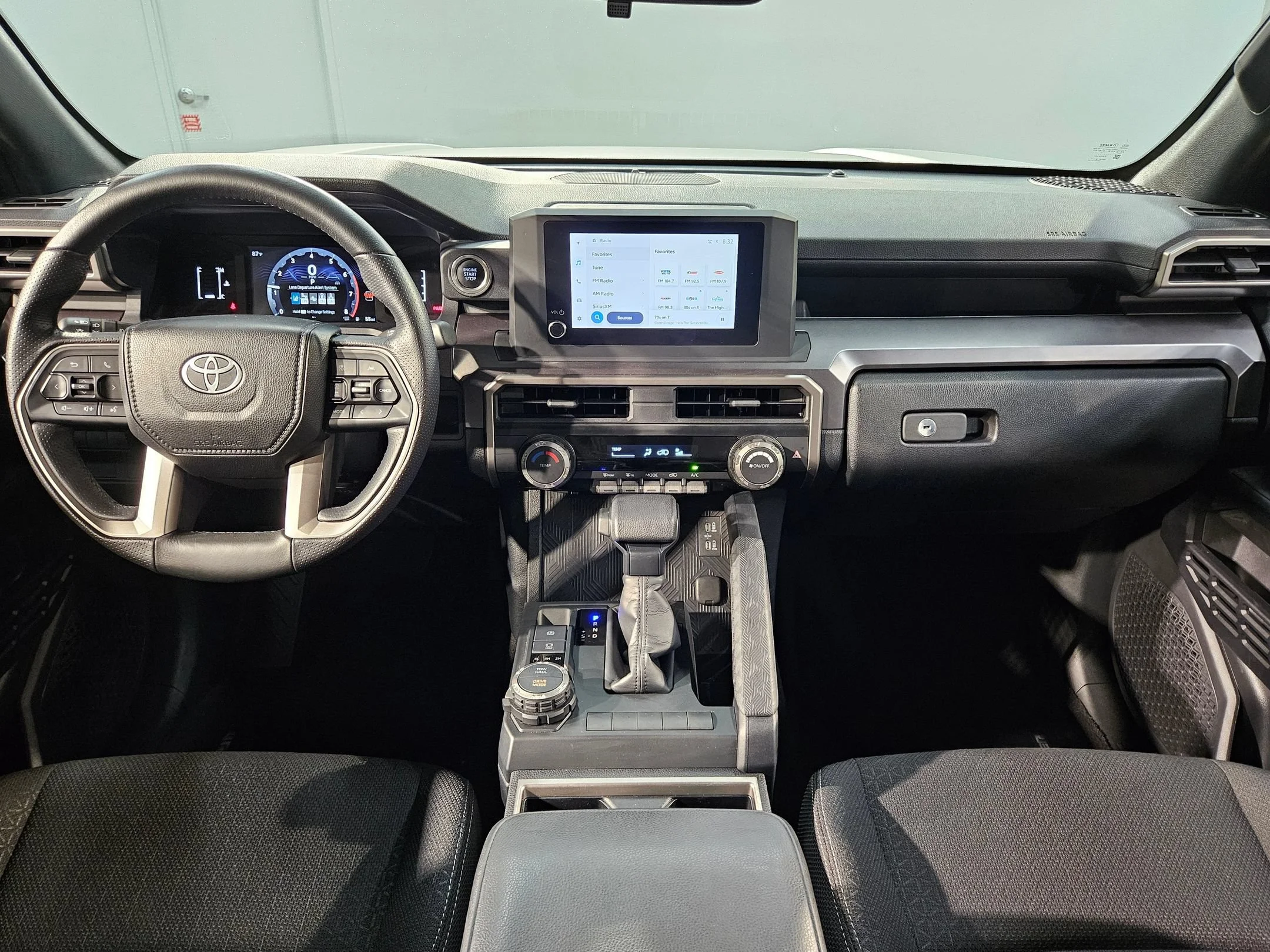 Used 2025 Cutting Edge Toyota SR5 image 10