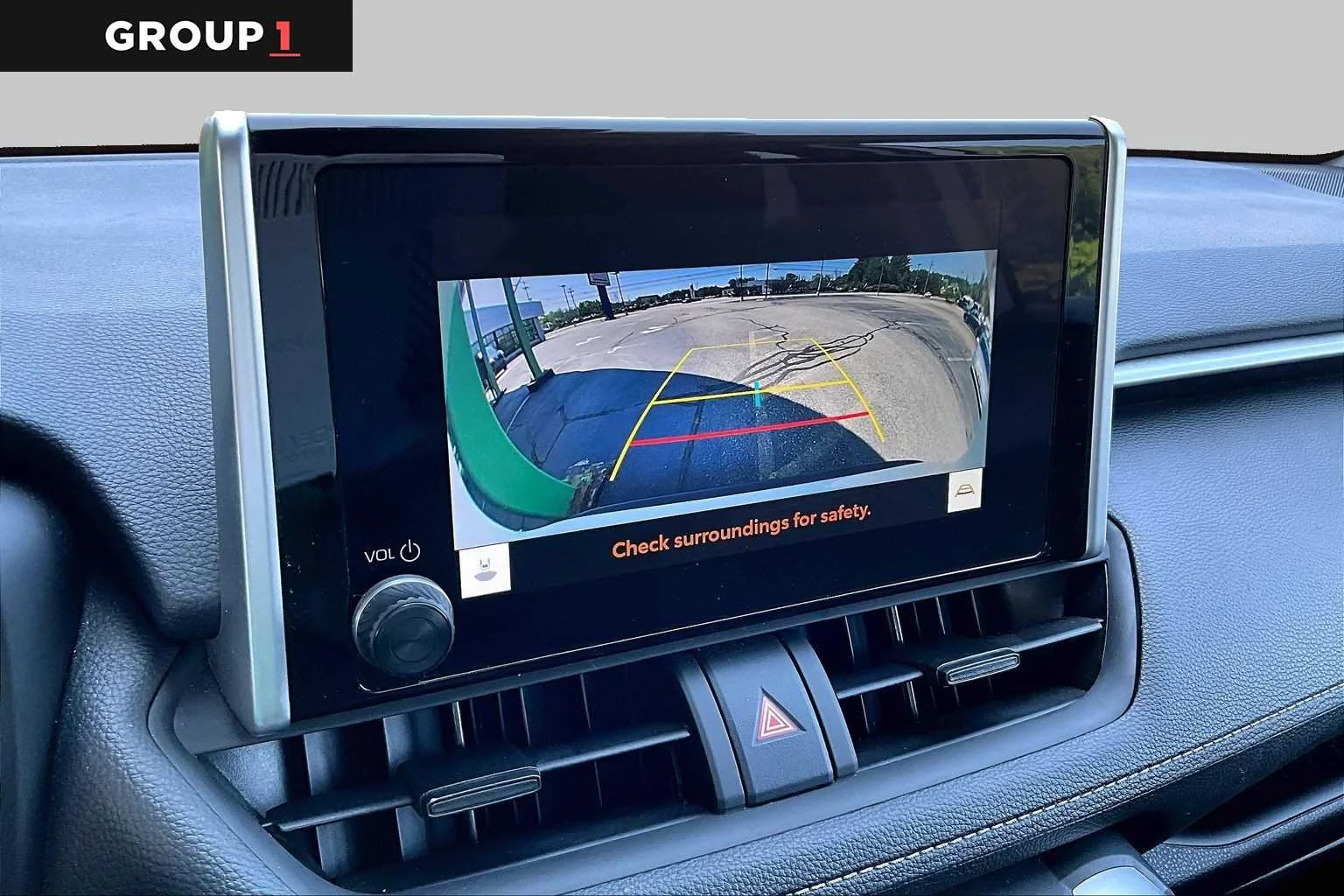 Used 2025 Ice Cap Toyota XLE image 29