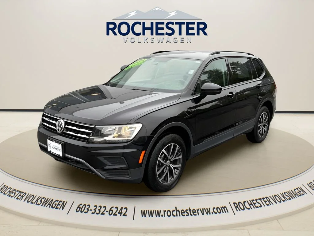 Used 2021 Black Volkswagen 2.0T S image 2