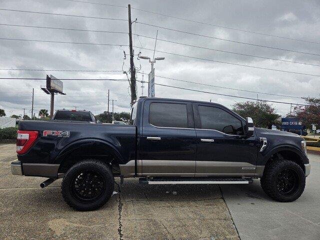 Used 2022 Antimatter Blue Metallic Ford LARIAT image 6
