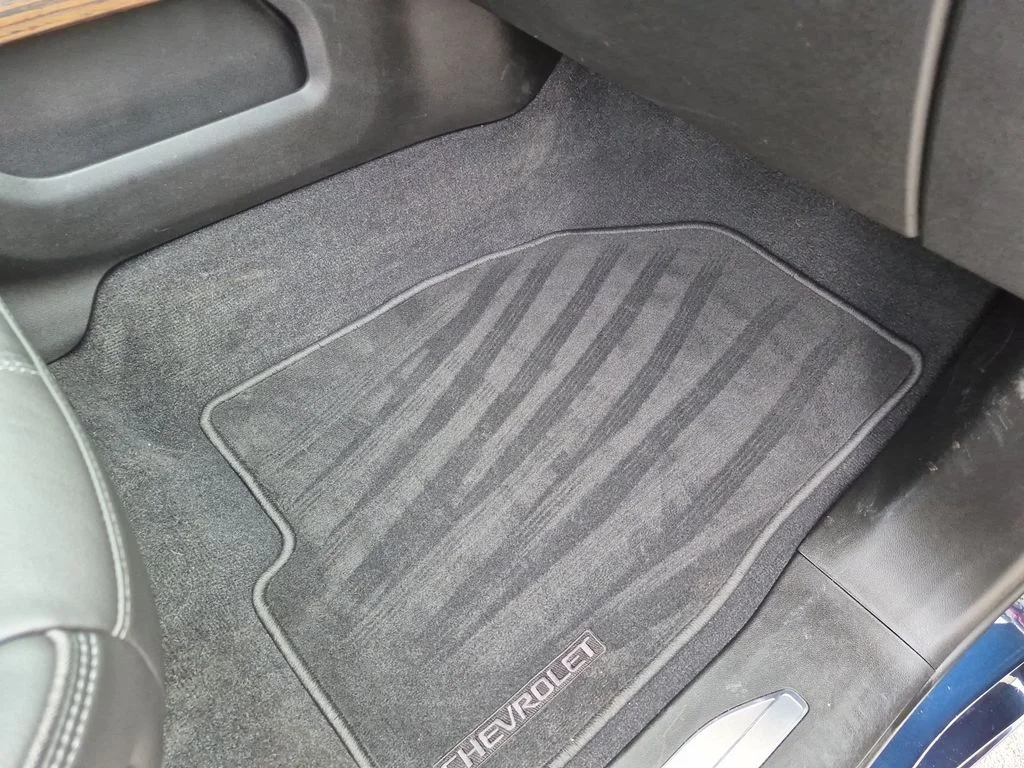 Used 2020 Blue Chevrolet High Country image 39