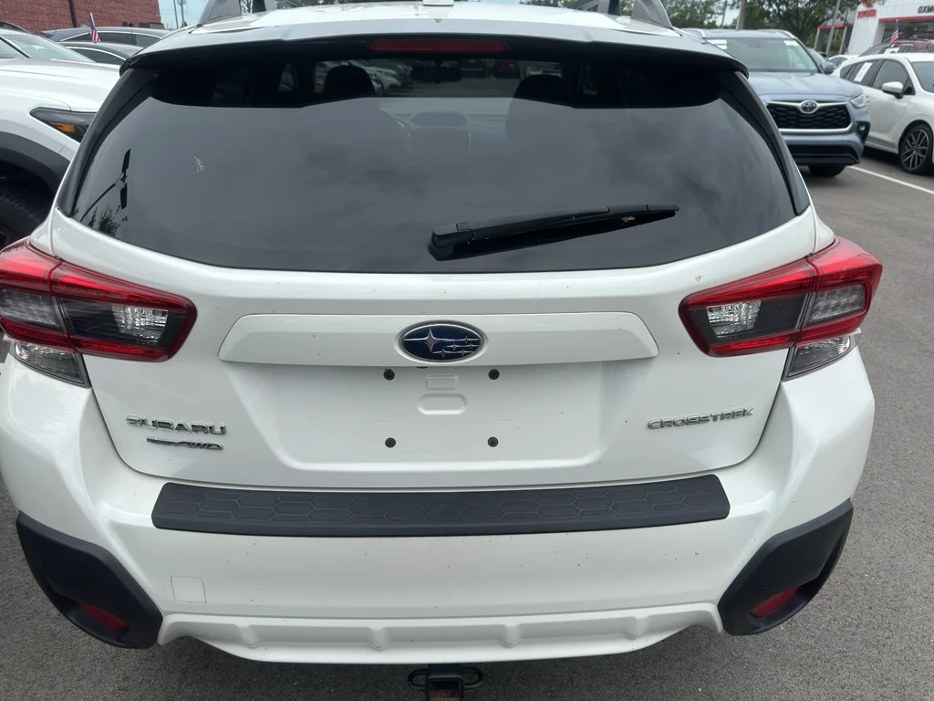 Used 2020 Crystal White Pearl Subaru Premium image 4