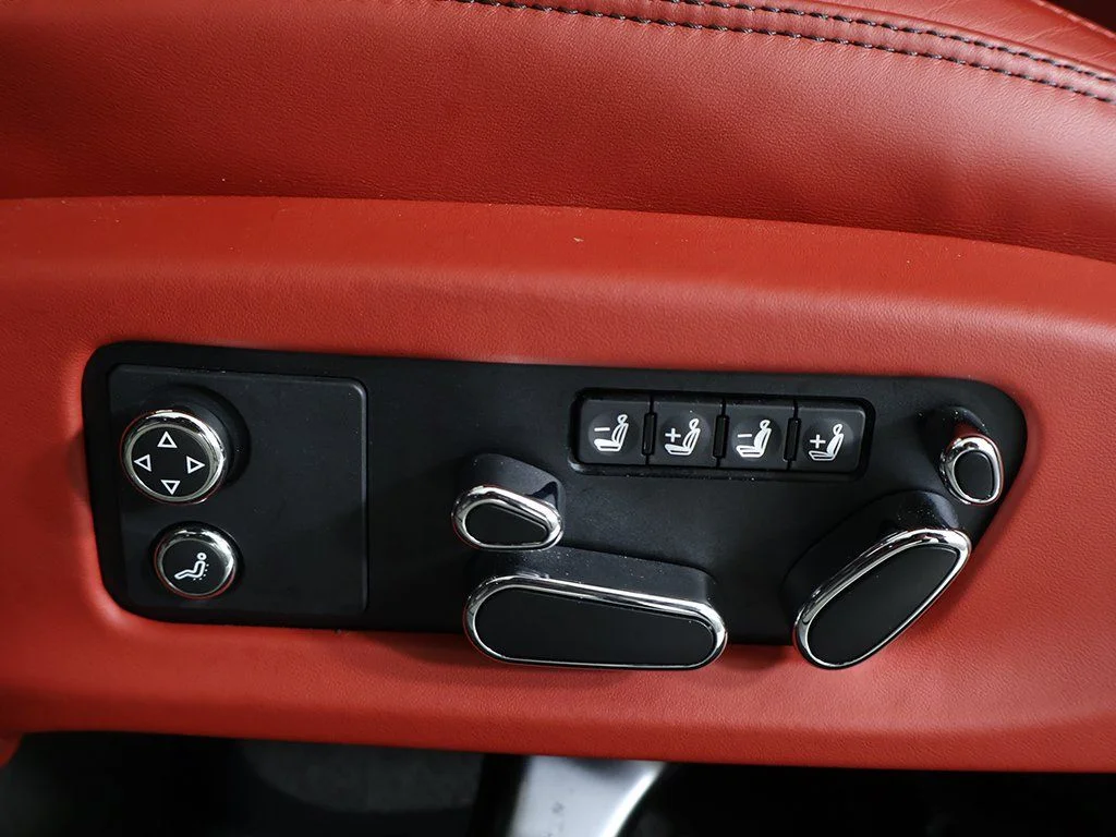 2023 Bentley Continental GTC Azure - Photo 40