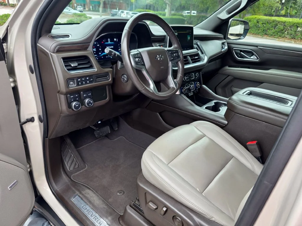 Used 2022 EMPIRE BEIGE METALLIC Chevrolet Z71 image 11