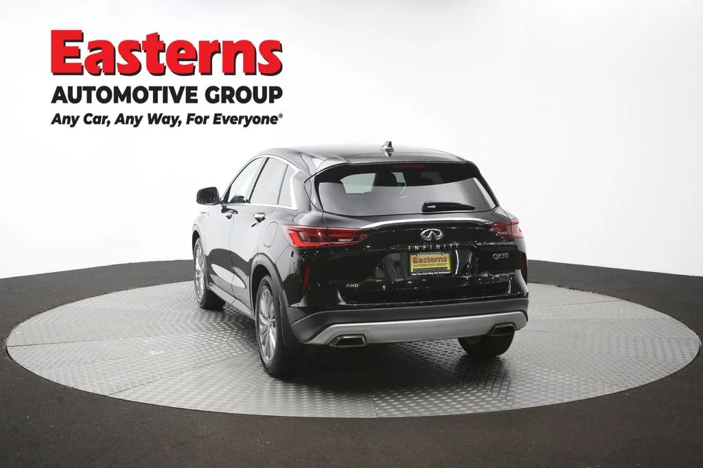 Used 2023 Black INFINITI PURE image 35