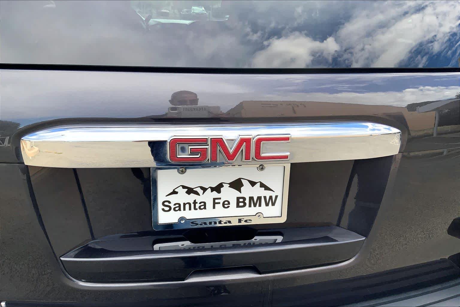 Used 2015 Iridium Metallic GMC Denali image 30