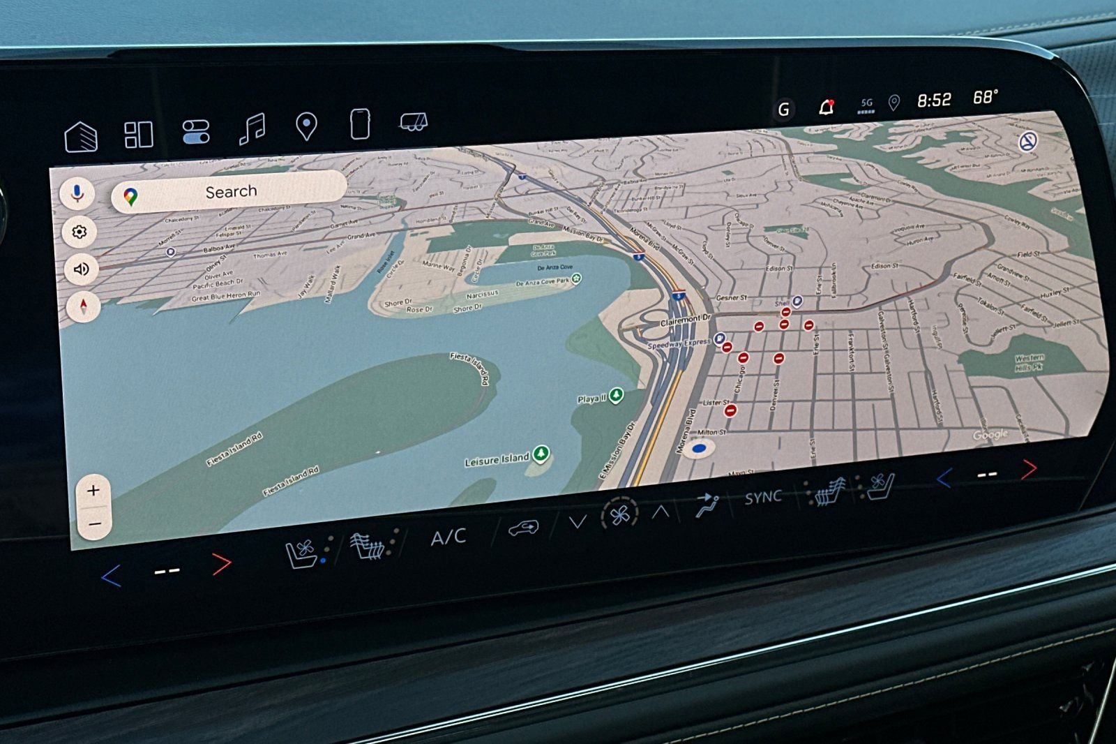 2025 Chevrolet Suburban Premier - Photo 21