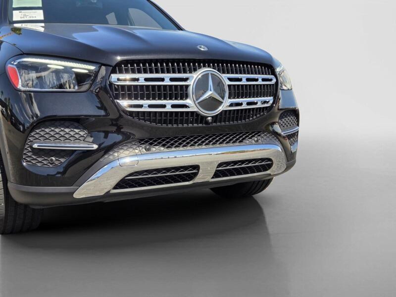 Certified Used 2026 Obsidian Black Metallic Mercedes-Benz GLE 350 image 9