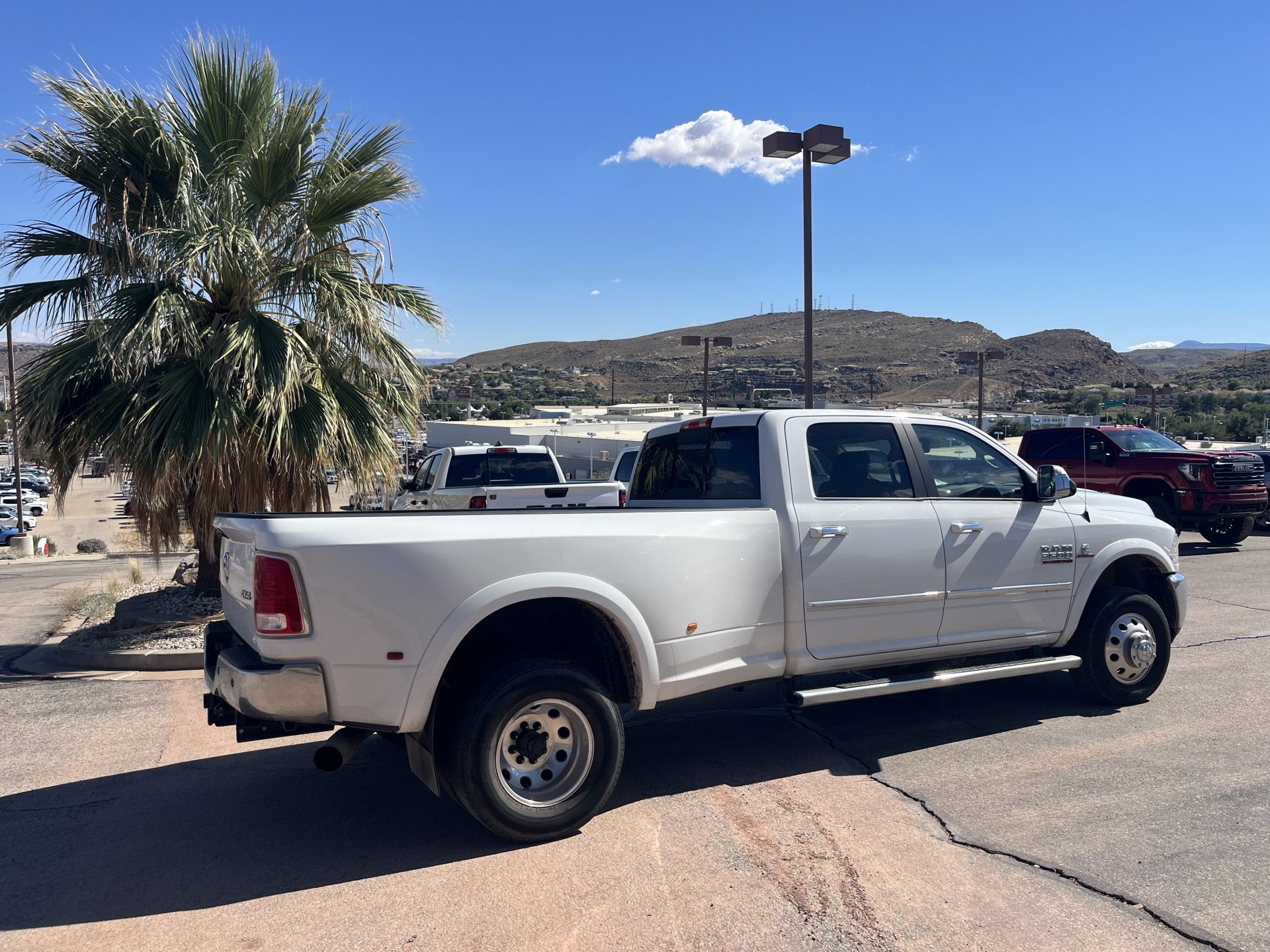 Used 2014 Bright White Clearcoat Ram Laramie image 7