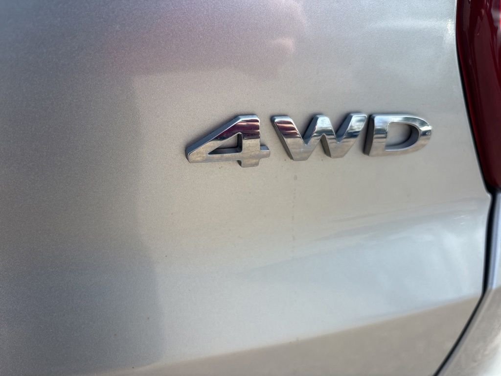 Used 2017 Silver Ford XLT image 33