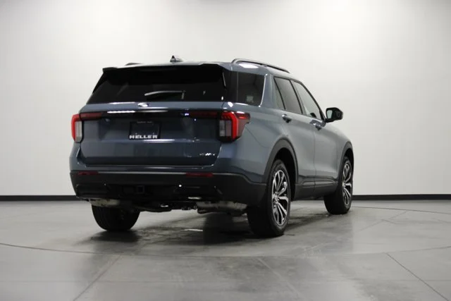 New 2026 Vapor Blue Metallic Ford ST-Line image 28