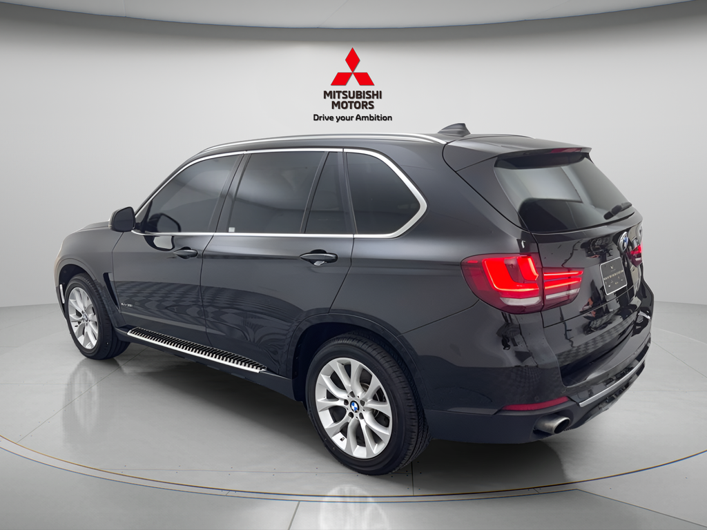 Used 2015 Black Sapphire Metallic BMW xDrive35i image 6