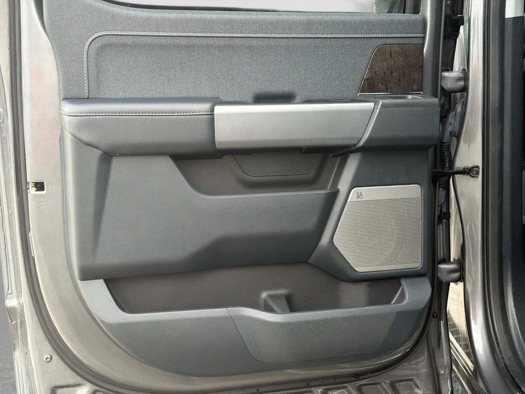 Used 2023 Gray Ford Lariat image 13