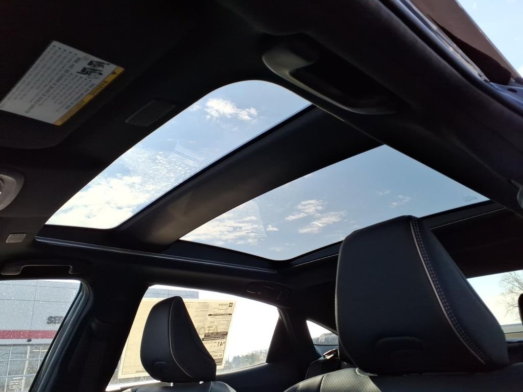 2026 Toyota Crown Nightshade - Photo 8