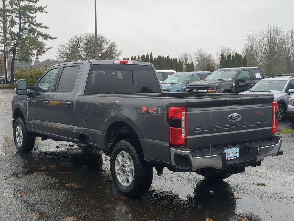 New 2026 Carbonized Gray Metallic Ford F-250® XLT image 36