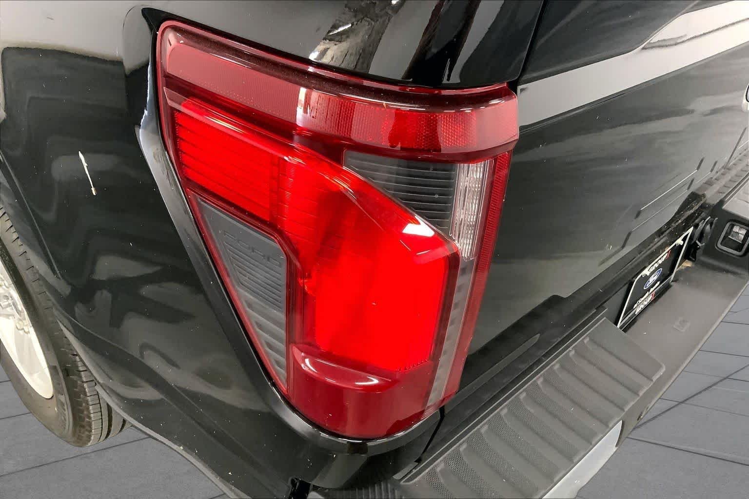 New 2026 Agate Black Metallic Ford XL image 14