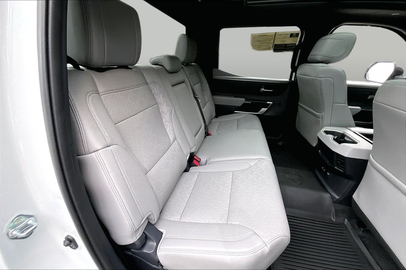 Used 2025 Wind Chill Pearl Toyota Limited image 19