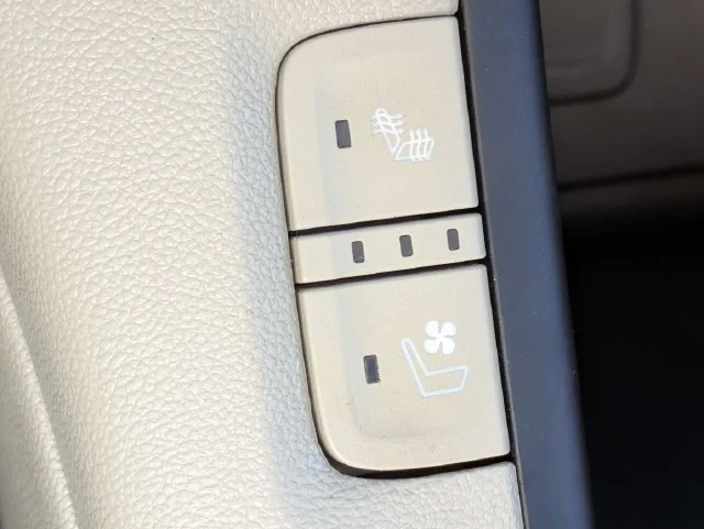 Certified Used 2019 Summit White GMC Denali image 24