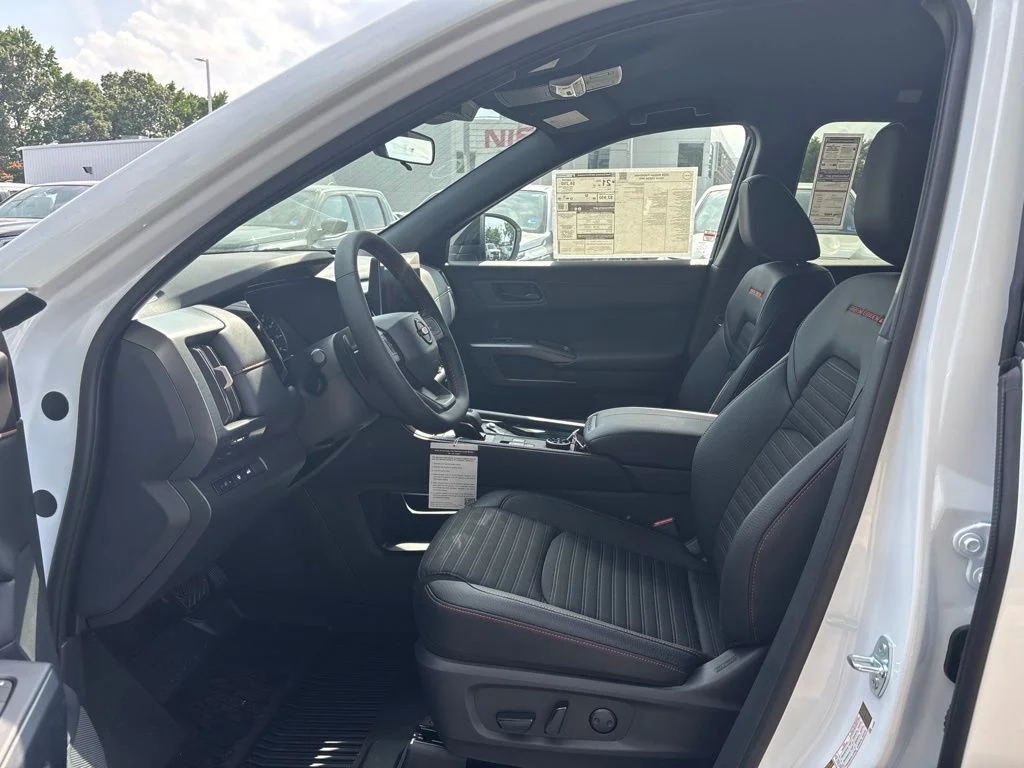 New 2026 Everest White Pearl TriCoat Nissan Rock Creek® image 14