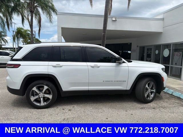 Used 2023 White Jeep 4xe image 3
