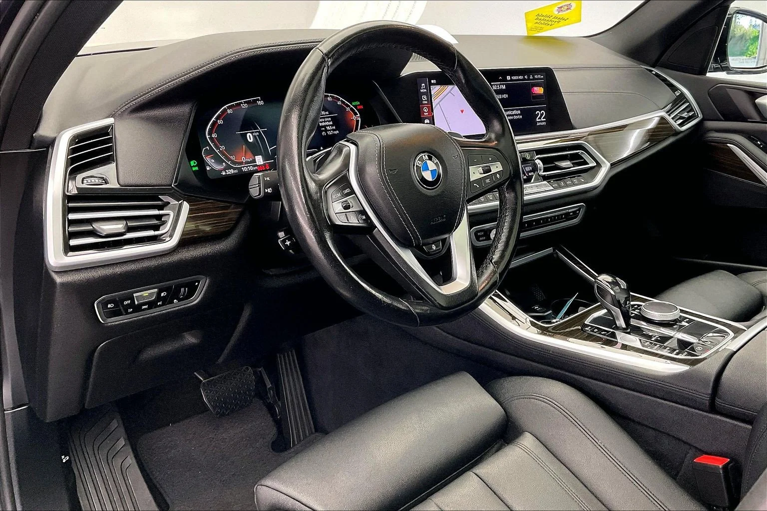 Used 2021 Arctic Gray Metallic BMW xDrive40i image 14