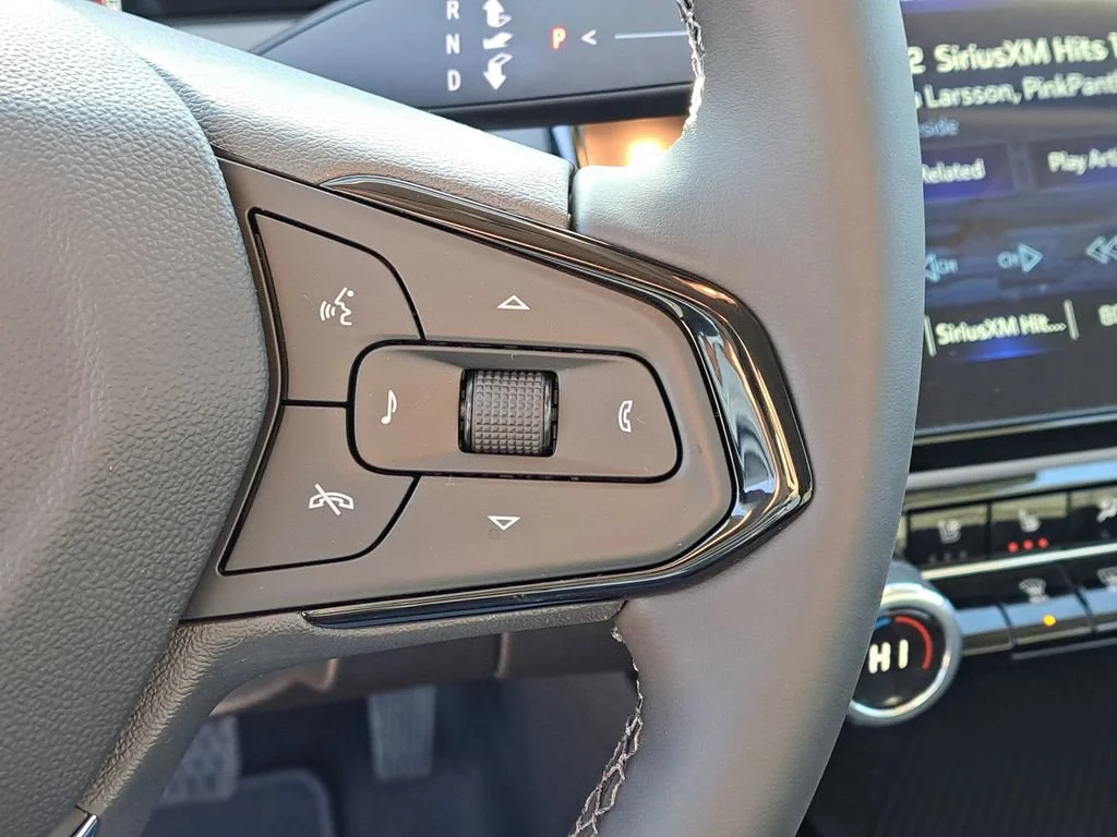 2027 Chevrolet Bolt RS - Photo 10