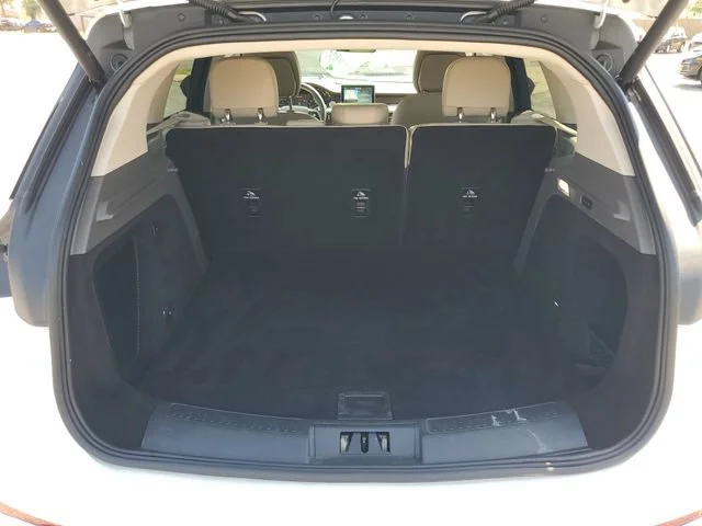 Used 2020 White Lincoln Reserve image 28