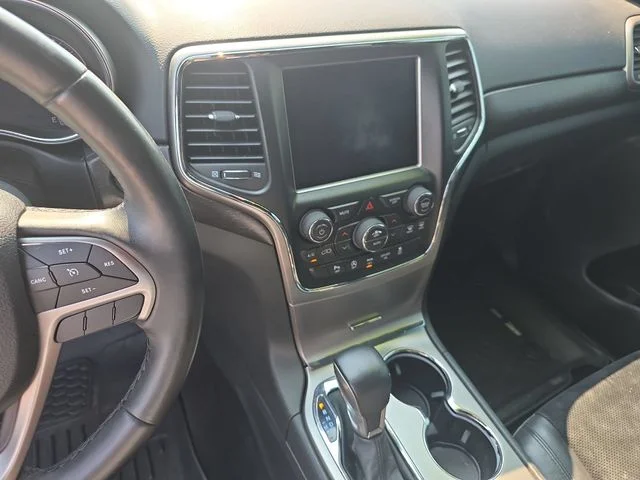 Used 2018 Black Jeep Altitude image 20
