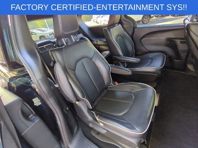 Used 2023 Blue Chrysler Limited image 35
