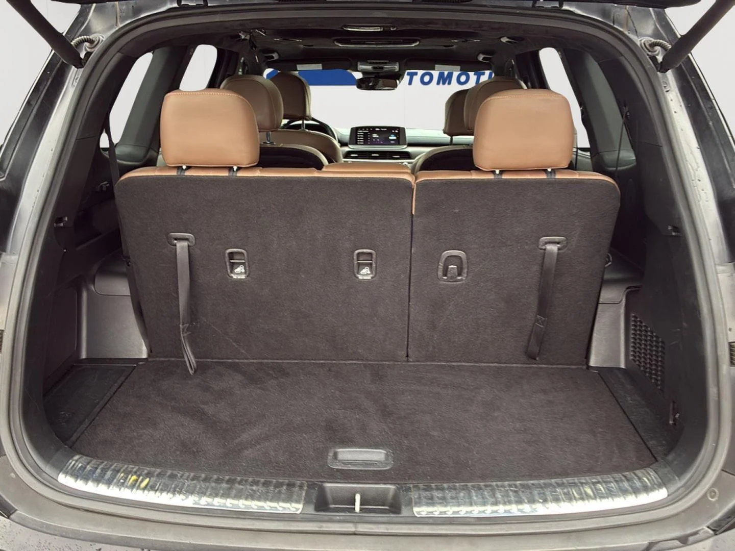 Used 2022 Ebony Black Kia SX image 8