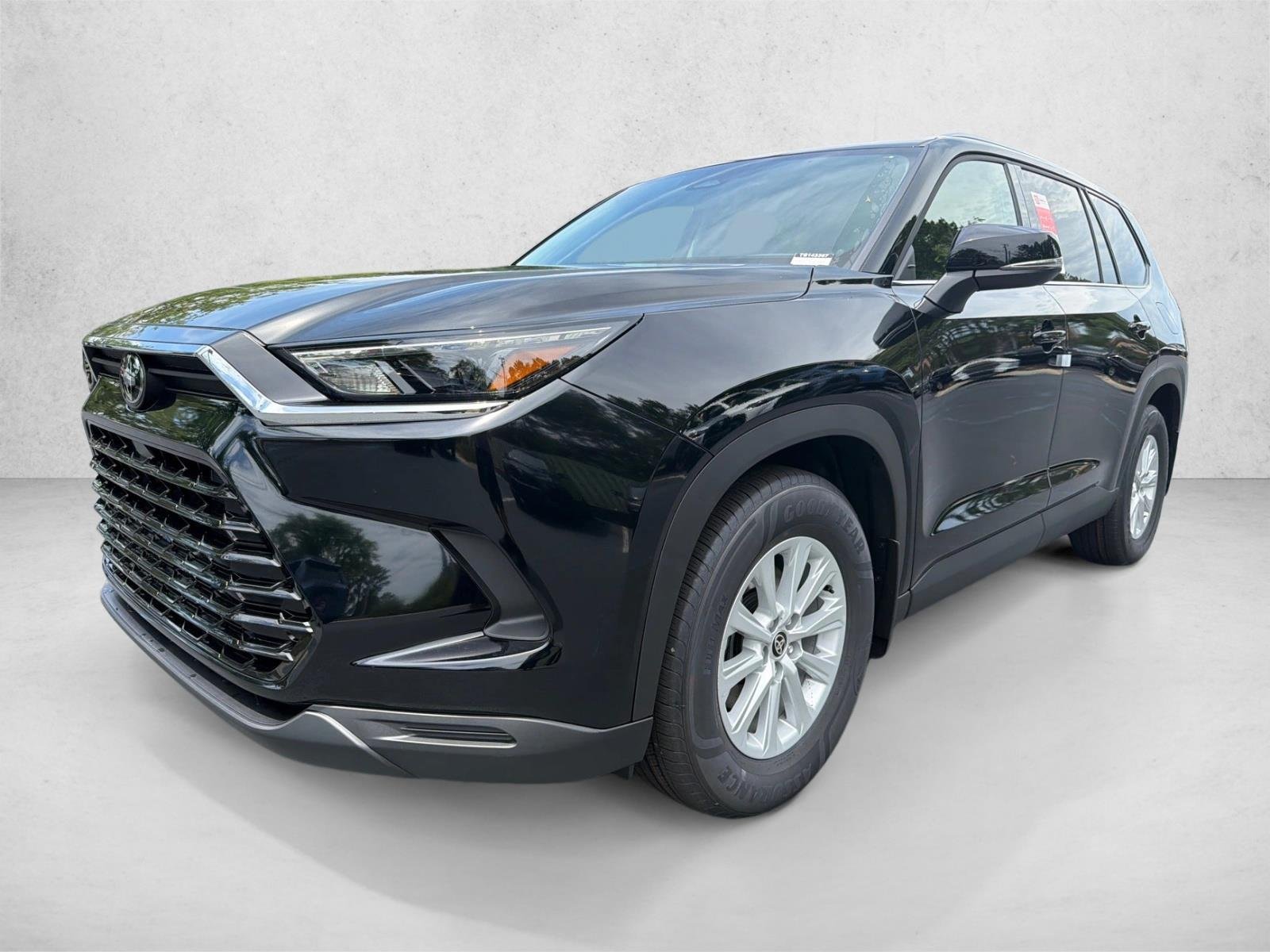 Used 2026 Midnight Black Metallic Toyota XLE image 7