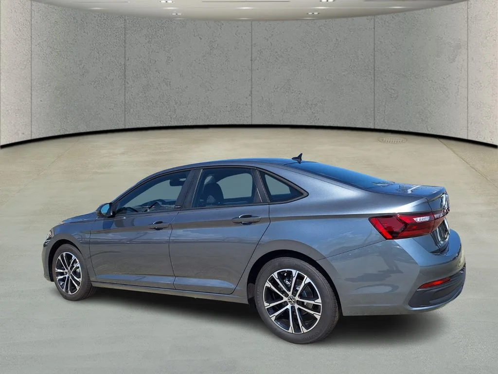 2026 Volkswagen Jetta Sport - Photo 7