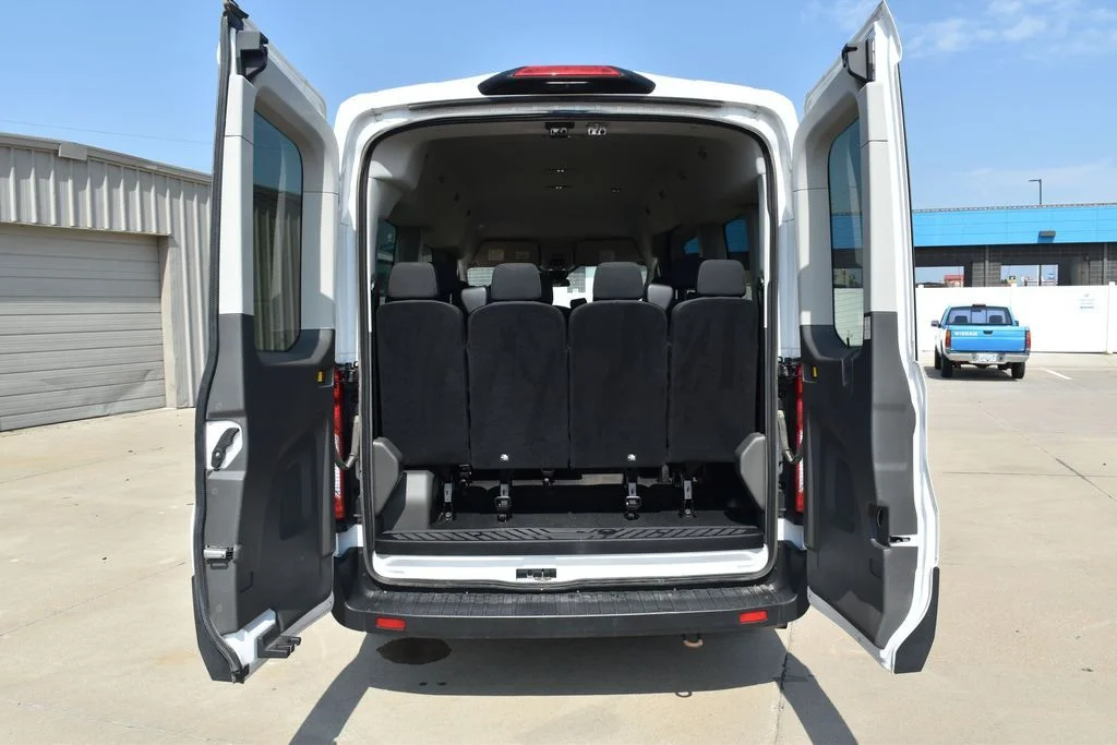 Used 2023 White Ford XL image 19