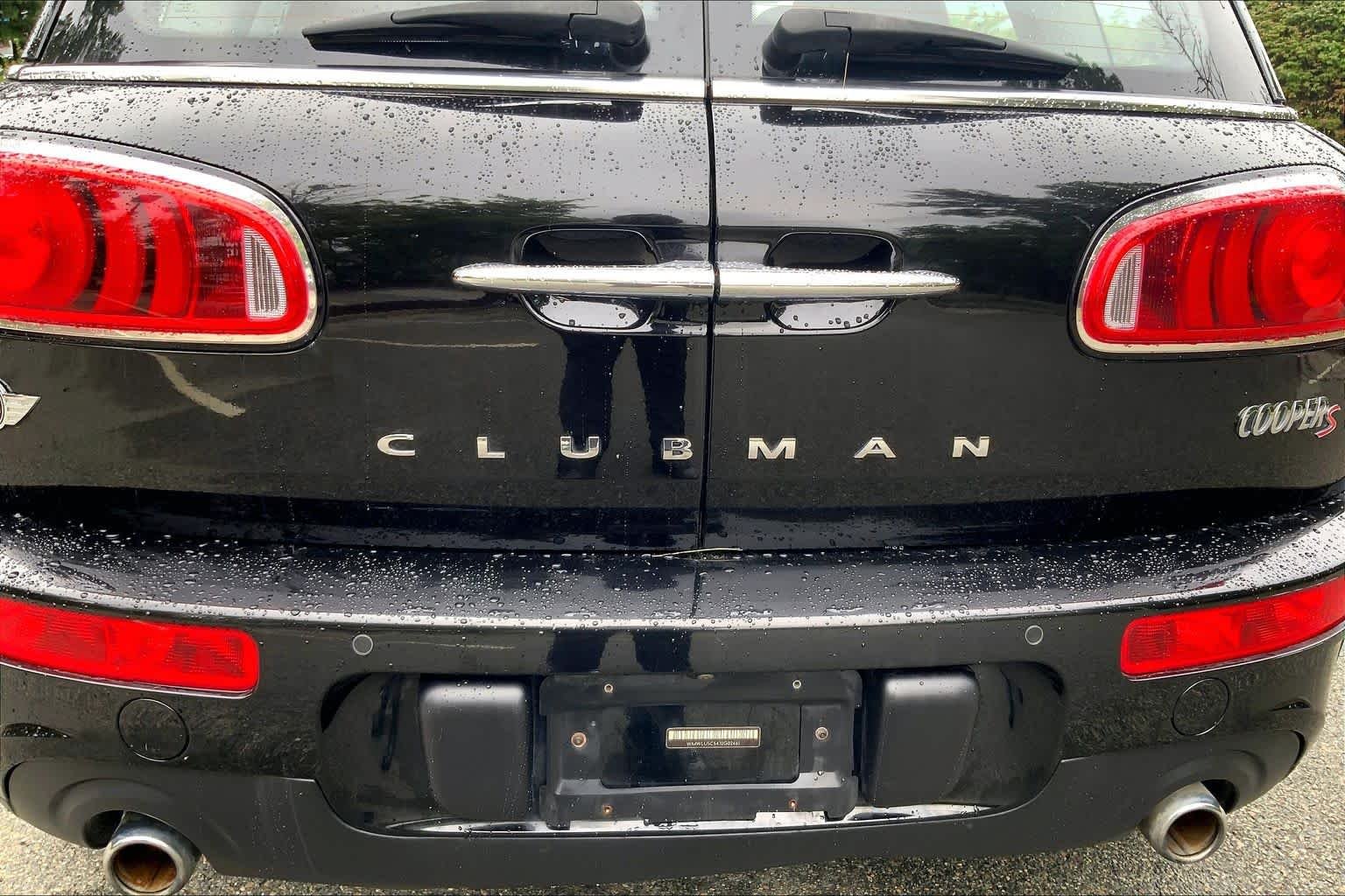 Used 2018 Midnight Black Metallic MINI Cooper S image 30